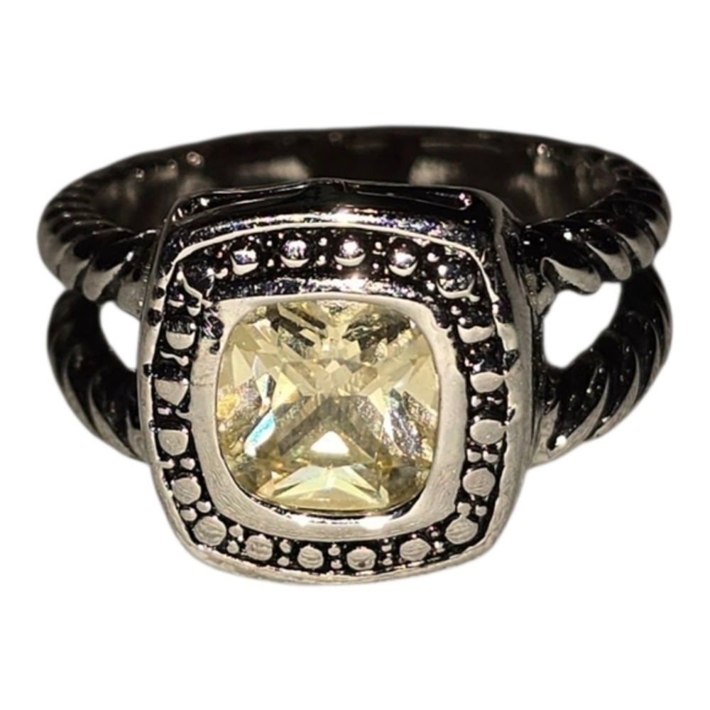 Silver Tone Cushion Cut Yellow Faux Gemstone Twisted Cable Split Shank Ring Sz 7